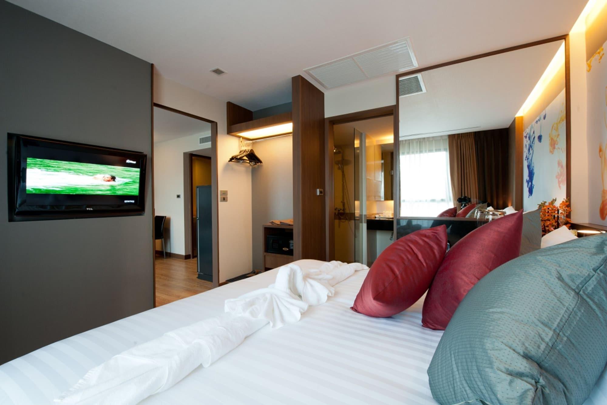 41 Suite Bangkok Exterior photo